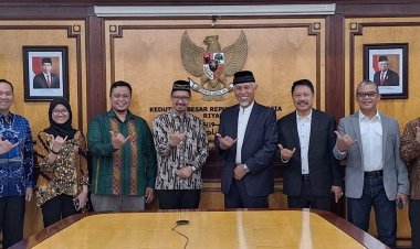 Kajati Sumbar Dampingi Gubernur Hadiri Undangan Warga Minang Perantauan di Arab