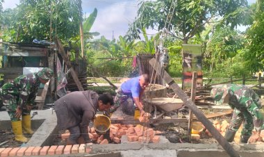 Hari ke 9 Pra TMMD, Satgas dan Warga Mulai Pemasangan Dinding Pondasi RTLH