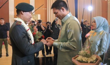 Dandim,0301/Pbr Dipercaya Jadi Inspektur Pernikahan Personil