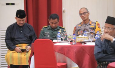 Kasdim 0301 PBR Wakili Danrem di Silaturahmi dan Milad ke 26 FKPMR