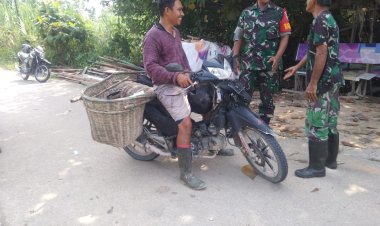 Babinsa Kodim 0301/Pbr Laksanakan Komsos di Kelurahan Sri Meranti