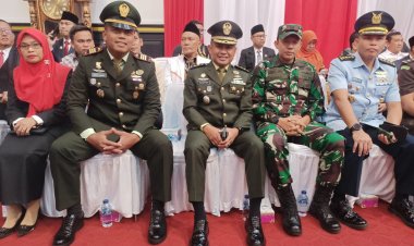 Kasdim 0301 Pekanbaru Hadiri Pelantikan 50 Anggota DPRD Kota Periode 2024-2029
