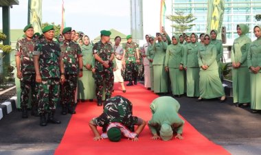 Dihadiri Dandim 0301/Pbr,Pelepasan Tradisi Danrem 031/WB  Diwarnai Rasa Haru