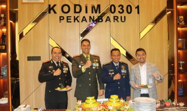 Dirgahayu TNI ke 79 Tahun 2024, Forkompinda Berikan Kejutan Kepada Dandim 0301 Pekanbaru
