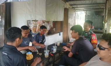 Perkuat Kemanunggalan Dengan Warga Binaqan,Babinsa Kodim 0301/ Pbr Gencar Laksanakan Komsos Kemasyarakat