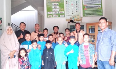 Forum Jurnalis Pekanbaru Berbagi Kebahagiaan Sambut Ramadan di Panti Asuhan Putra An-Nisa