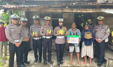 Wujudkan Polri Humanis,Kasat Lantas Jalin tali Kasih Melalui Jumat Berbagi