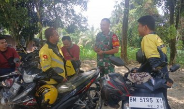 Babinsa Kodim 0301/Pbr Himbau Masyarakat Untuk Terus Jaga Keamanan Lingkungan