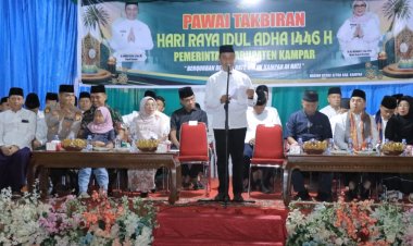 Gema Takbir di Bangkinang: Kapolres Kampar Hadir di Tengah Masyarakat