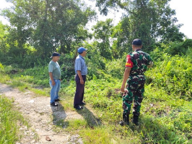 Antisipasi Karhutla,Babinsa Kodim 0301/Pbr Gencarkan Patroli di Wilayah Binaan