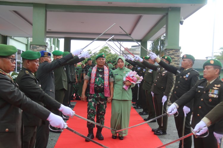 Dandim Hadiri Apel Penyerahan Pasukan dan Pelepasan Brigjen TNI Sugiyono di Makorem 031/WB