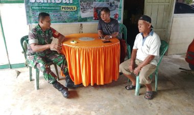 Babinsa Kodim 0301/Pbr Pererat Silaturahmi dengan Ketua RW dan Warga Binaan di Rumbai