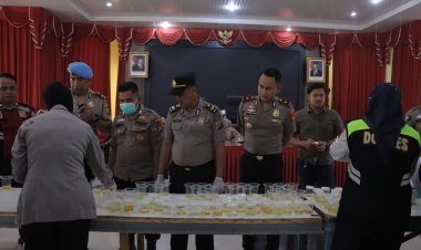 Polres Kampar Gelar Tes Urine Dadakan, Kapolres: Tindak Tegas Anggota Terlibat Narkoba'!