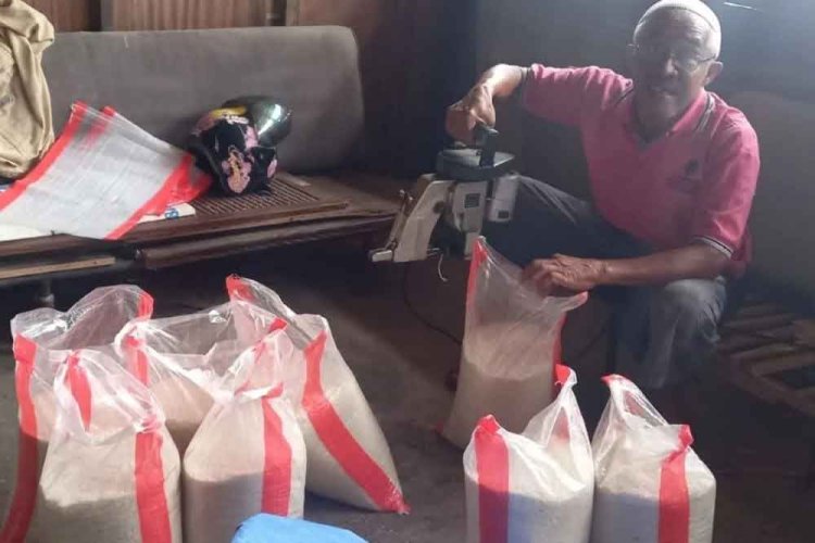 Riau Bantu Masyarakat Hadapi Kenaikan Harga Sembako
