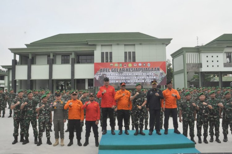 Dandim 0301/Pbr Hadiri Apel Gelar Kesiapsiagaan Penanggulangan Bencana Karhutla
