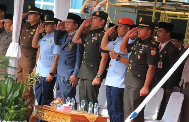 Dandim 0301 Pekanbaru Hadiri Upacara Peringati Hari Pendidikan Nasional Tahun 2024