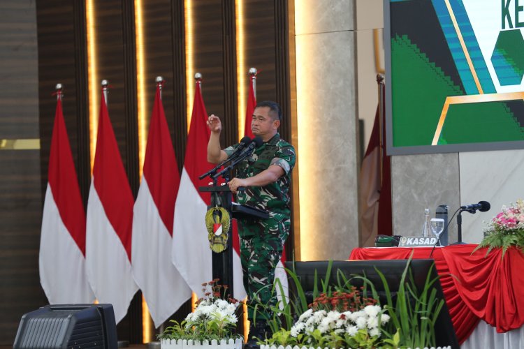 Personel Kodim 0301/Pbr Mendapat Arahan Dari Kasad Saat Kunjungan ke -Riau