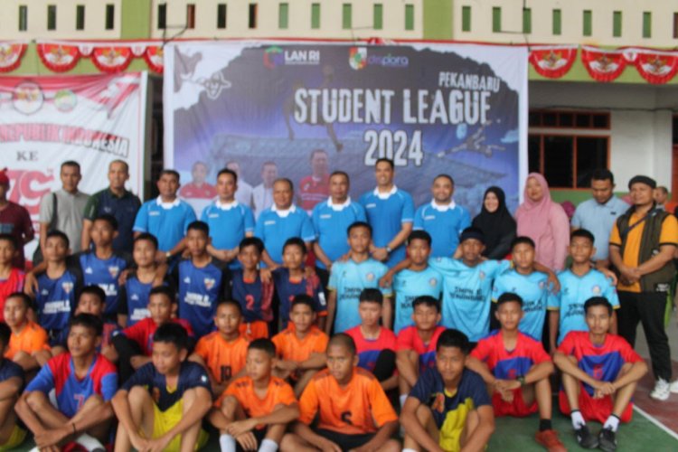 Dandim Pekanbaru Hadiri Pembukaan Liga Pelajar Tahun 2024 di SMK Taruna Satria