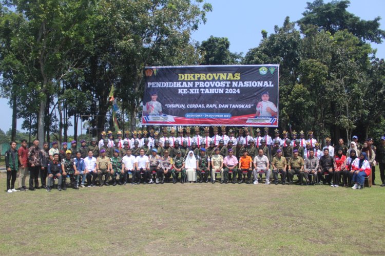 Kasdim 0301/Pekanbaru Buka Pendidikan Provost Nasional XII Resimen Mahasiswa Universitas Riau