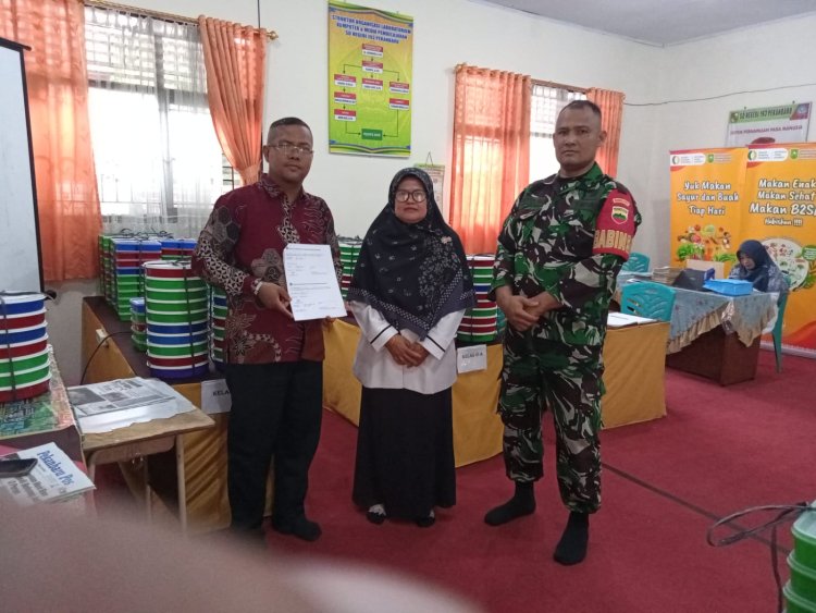 Babinsa Kodim 0301/Pbr Monitoring Makan Siang Bergizi di Dua Lokasi