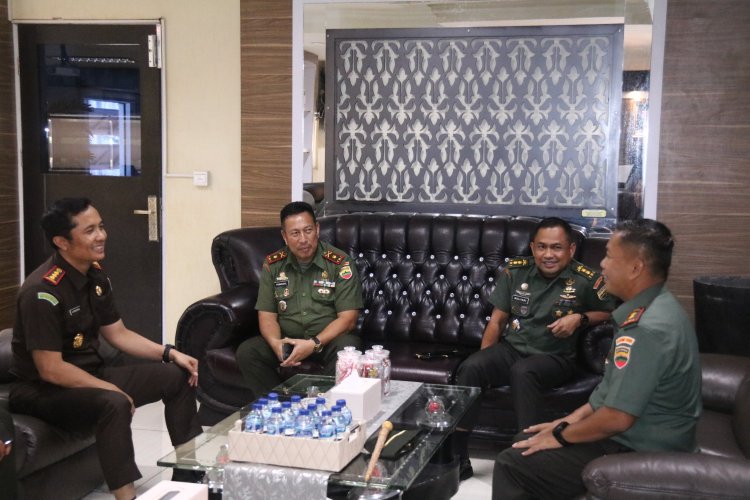 Dandim 0301/Pekanbaru Laksanakan Silaturahmi ke Kejaksaan Negeri Pekanbaru