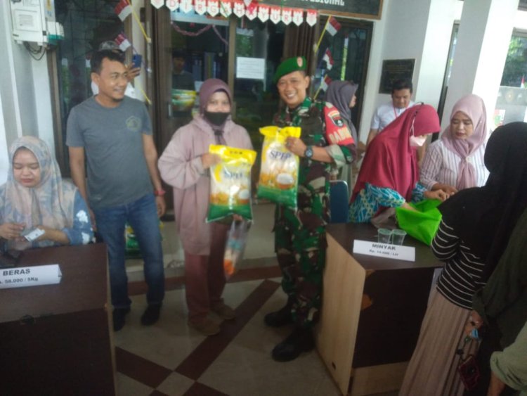 Sukseskan Gerakan Pangan murah,Babinsa Kodim 0301/Pbr Terus Kawal Stabilitas Harga Pangan