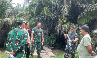 Dandim 0301/Pbr Tinjau Rencana Pembangunan Jembatan Penghubung RT 04 dan RT 06 Kelurahan Agro Wisata