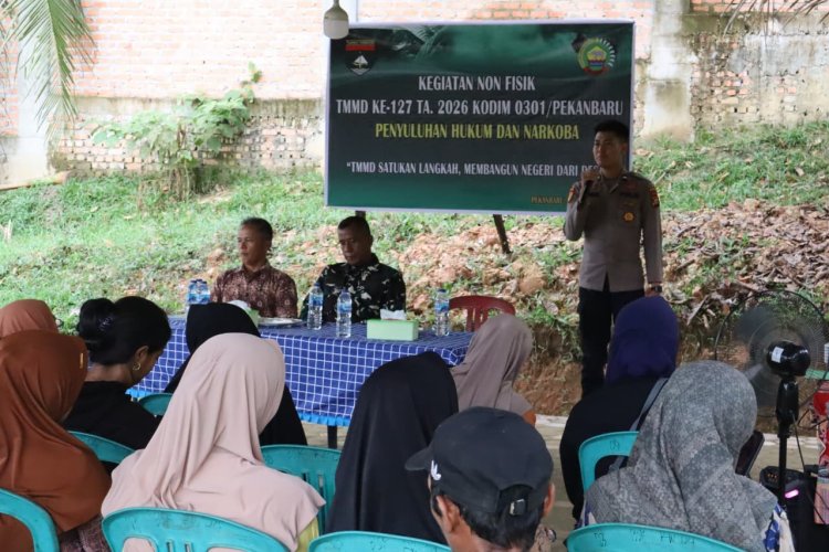 Kodim 0301/PBR Hadirkan Penyuluhan Hukum, Warga Tuah Negeri Antusias Mendengarkan