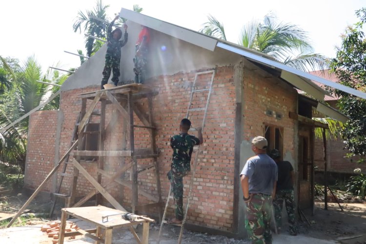 Tangga Sederhana, Jalan Bakti Satgas TMMD ke-127 Kodim 0301/Pekanbaru Bangun RTLH Warga