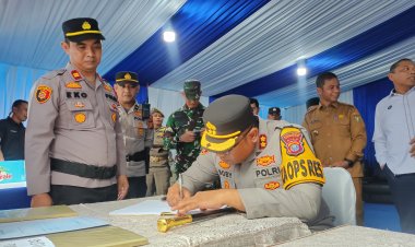 Kapolres Kampar Dampingi Bupati dan Forkopimda Tinjau Pos Terpadu Lebaran, Pastikan "Mudik Aman, Keluarga Bahagia Terwujud"  