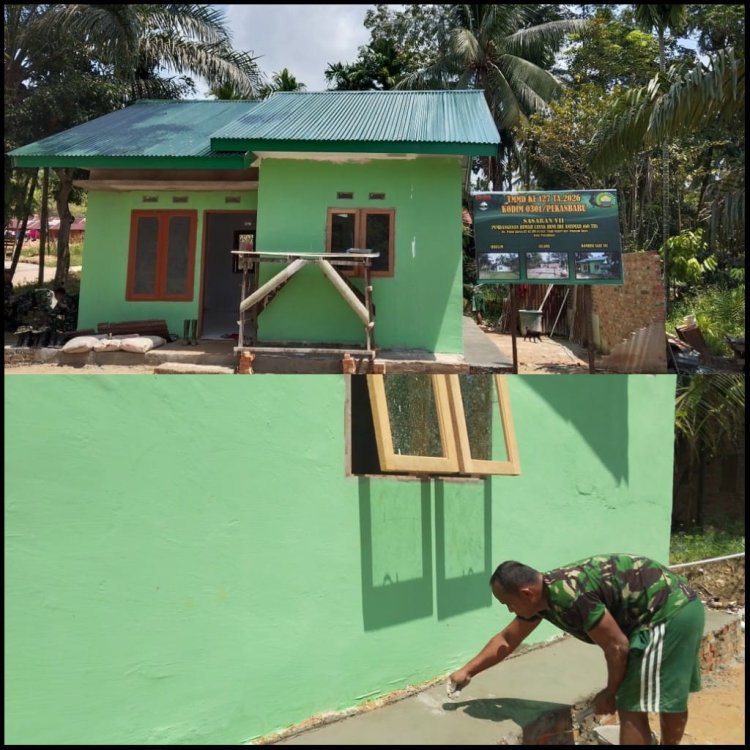 Satgas TMMD ke-127 Lanjutkan Pengecoran Septitank dan Tapak Kaki RTLH Ibu Anismar