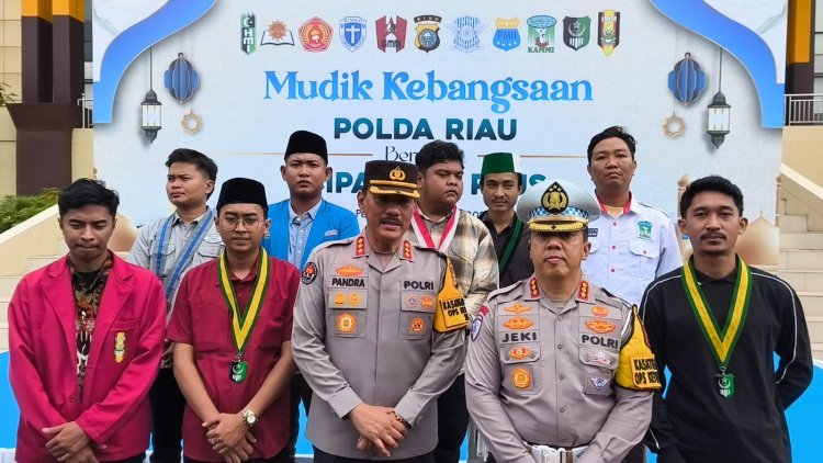 Mudik Aman, Keluarga Bahagia: Polda Riau dan Cipayung Plus Berangkatkan Ratusan Pemudik dengan Pengawalan Hingga Tujuan