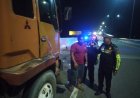 Patroli Malam Sat PJR Tol Permai: Tertibkan Kendaraan di Bahu Jalan, Jaga Keselamatan Pengguna Tol