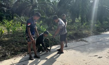 Satgas Pembangunan Jembatan Garuda Laksanakan Potong Besi untuk Struktur Cor Jembatan