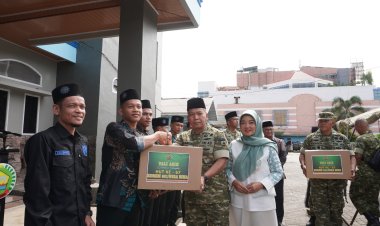 Dandim Hadiri Pemberian Tali Asih HUT ke-67 Korem 031/WB di Panti Asuhan Muhammadiyah