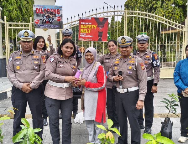 Ribuan Warga CFD Teredukasi! Ditlantas Polda Riau Kampanyekan Tertib Lalu Lintas dan Tanam Kepedulian Lingkungan
