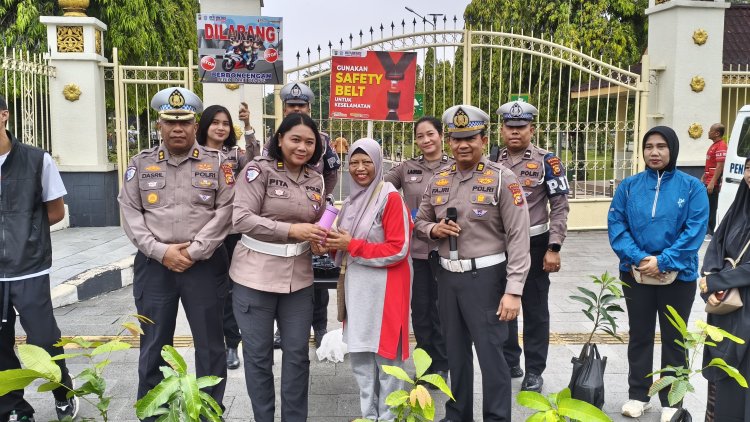 Ribuan Warga CFD Teredukasi! Ditlantas Polda Riau Kampanyekan Tertib Lalu Lintas dan Tanam Kepedulian Lingkungan