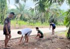 Semangat Pantang Lelah, Personel Kodim dan Warga Bangun Jembatan Garuda