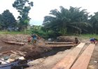 Pemasangan Mal Pondasi Jadi Fokus Pekerjaan Pembangunan Jembatan Garuda Hari Ini