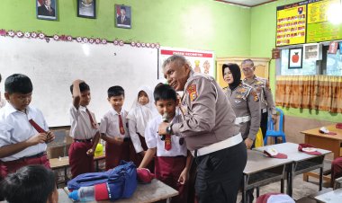 Membangun Budaya Tertib Berlalu Lintas dan Cinta Lingkungan, Ditlantas Polda Riau Edukasi Generasi Bangsa di SDN 42 Pekanbaru