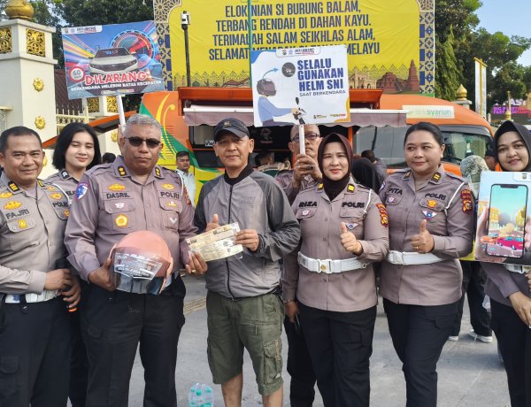 Polisi Menyapa di CFD Pekanbaru, Ditlantas Polda Riau Tebar Edukasi Keselamatan dan Semangat Green Policing