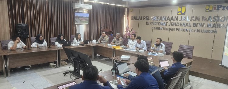 Rapat Pembahasan Permohonan Izin Pembongkaran Median dan PJU, Ditlantas Polda Riau Bahas Rekayasa Akses U-Turn di Rimbo Panjang