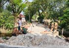 Pemasangan Railing Jadi Penanda Pembangunan Jembatan Garuda Beton Kian Mendekati Tahap Penyelesaian