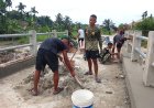 Kodim 0301/Pekanbaru Lanjutkan Pembangunan Wing Wall Jembatan Garuda Armco