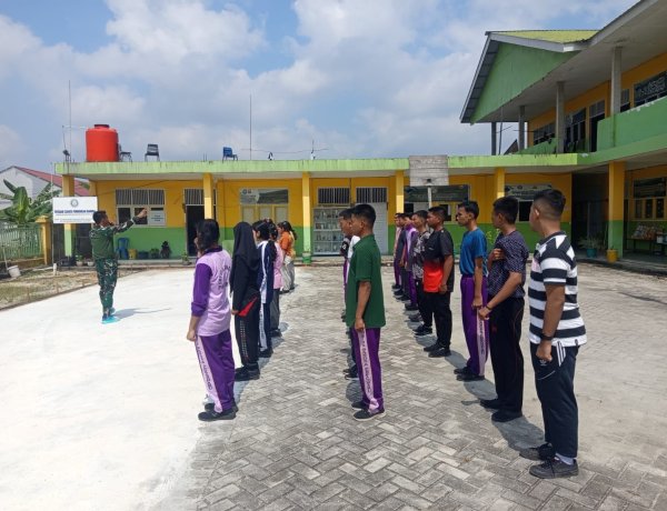 Bangun Infrastruktur, Bangun Karakter: Satgas Pembangunan Jembatan Garuda Dampingi MPLS di SMA Plus Bina Bangsa