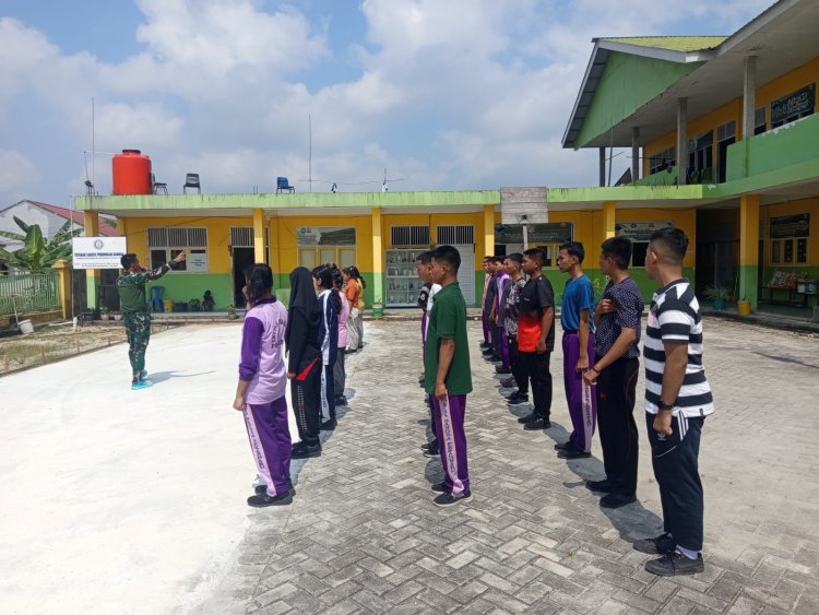 Bangun Infrastruktur, Bangun Karakter: Satgas Pembangunan Jembatan Garuda Dampingi MPLS di SMA Plus Bina Bangsa