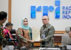 Bupati Bengkalis Tandatangani Naskah Hibah Barang Milik Daerah Kepada RRI