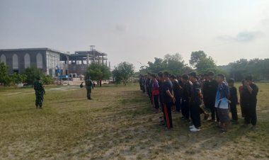 Membentuk Generasi Berakhlak, Kodim 0301/Pekanbaru Latih Disiplin Santri Ma'had Al-Hijrah