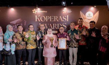 Bupati Bengkalis Meraih penghargaan Bhakti koperasi Nayaka mahambara 2026 Atas Komitmen Majukan Ekonomi Kerakyatan