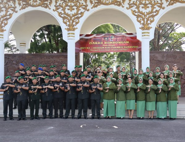 Ziarah Rombongan HUT Ke-1 Kodam XIX/Tuanku Tambusai, Kodim 0301/Pekanbaru Perkuat Nilai Patriotisme